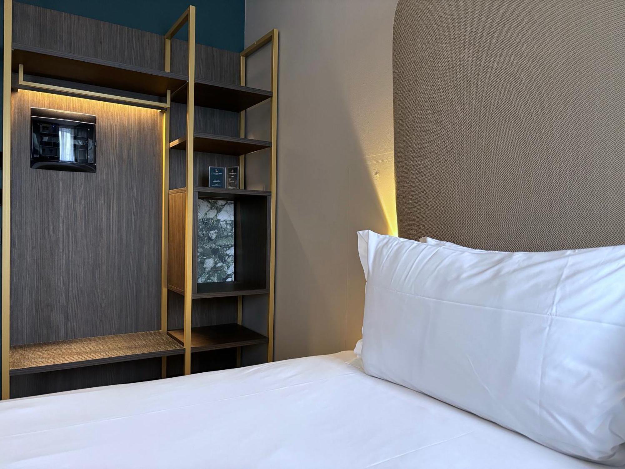 Av Hotel Milano Luaran gambar