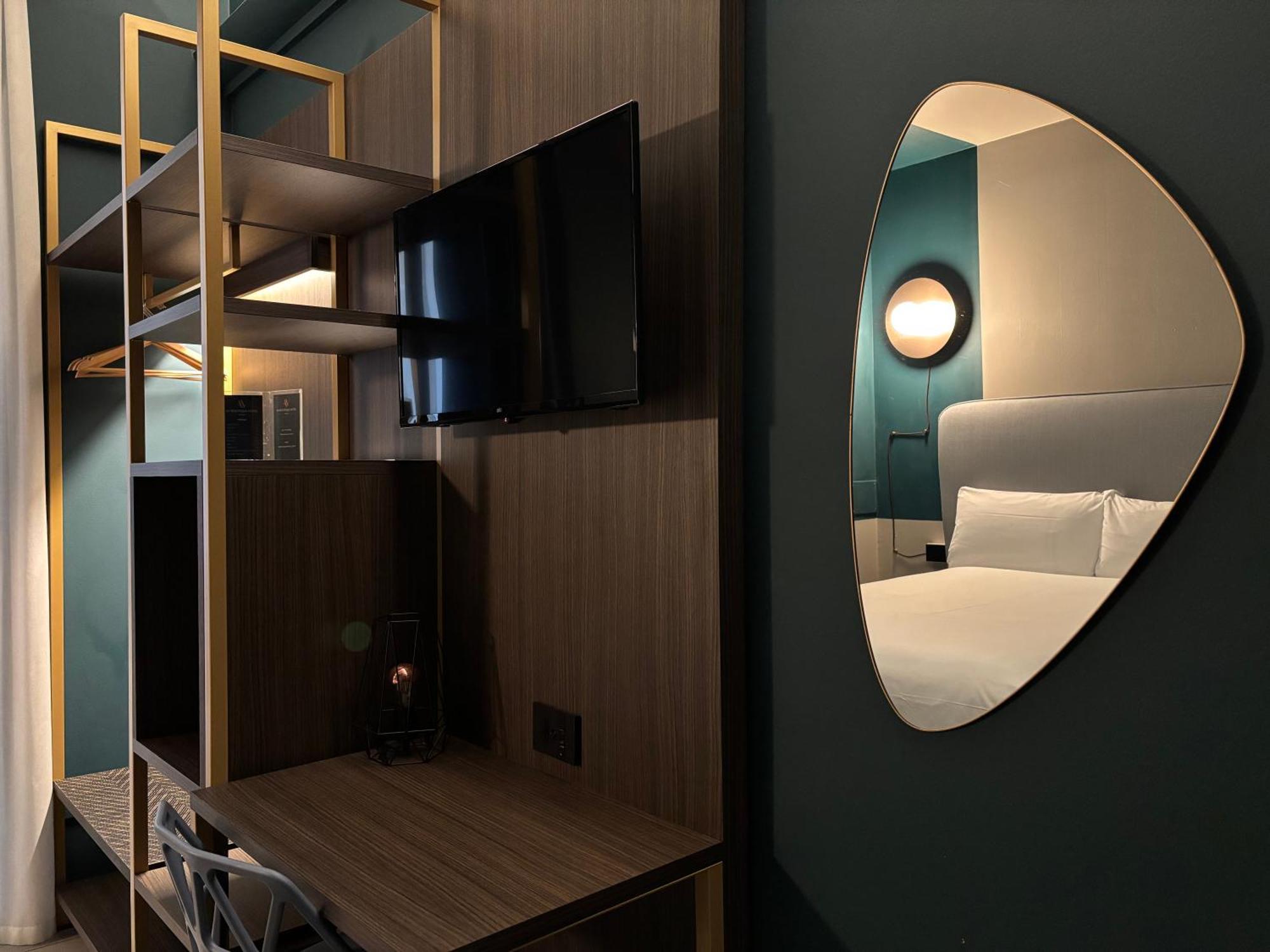 Av Hotel Milano Luaran gambar