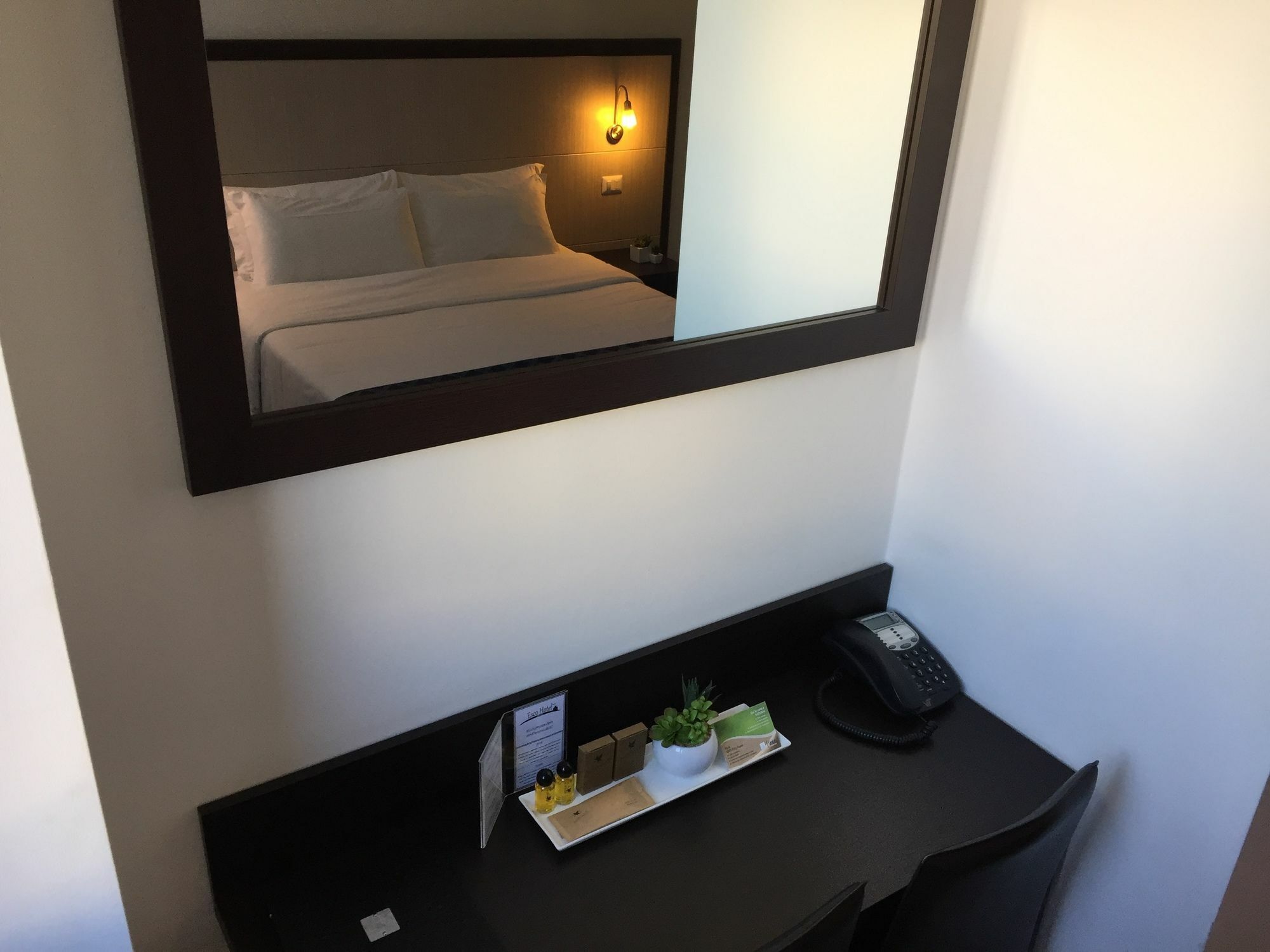 Av Hotel Milano Luaran gambar